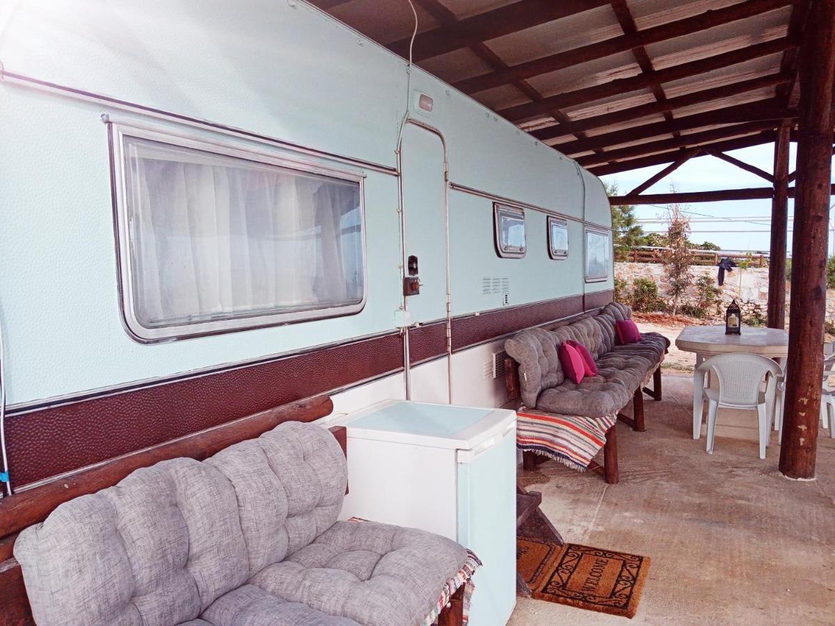Agios Leon Caravan Fishing Spot Porto Roxa מראה חיצוני תמונה